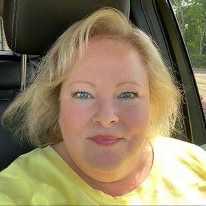 Meet your Posher, Maria p